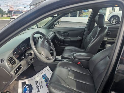 Used 2000 Oldsmobile Intrigue GL FWD image 11