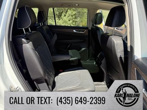 Used 2024 Volkswagen Atlas SEL Premium R-Line AWD/4WD image 34