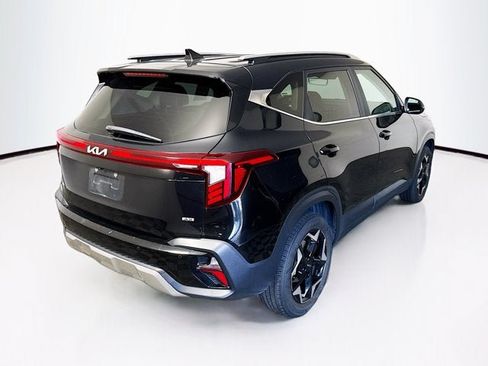 Certified 2025 Kia Seltos EX w/ EX Sunroof Package AWD/4WD image 5