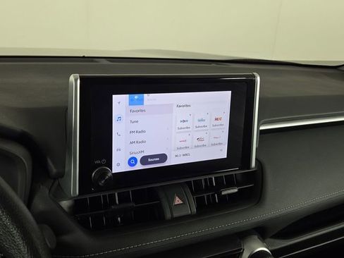 Used 2025 Toyota RAV4 XLE image 16