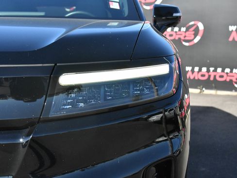 Used 2024 Honda Prologue Elite image 11