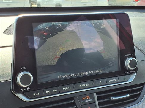 Used 2025 Nissan Altima 2.5 SR image 5