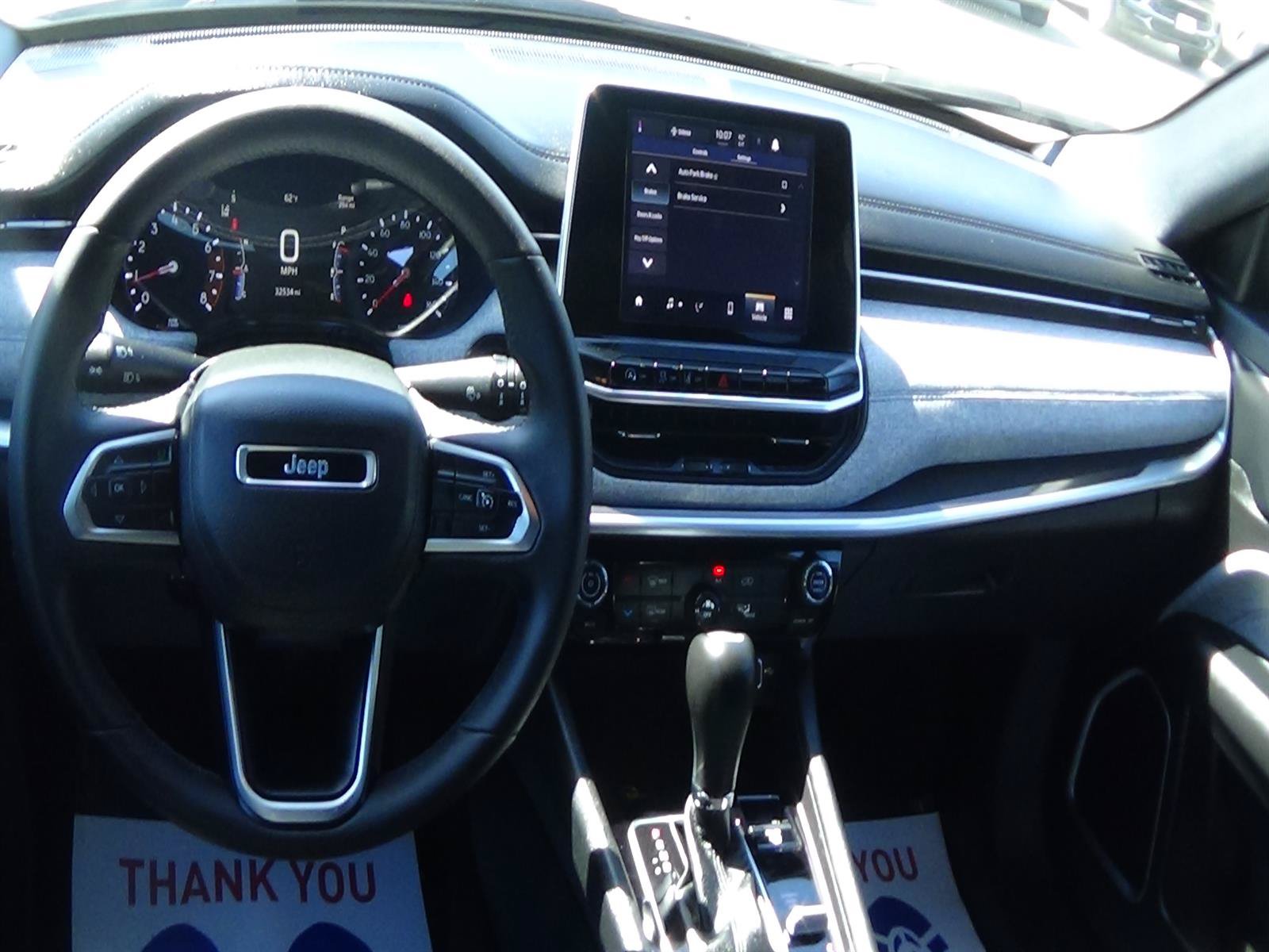 Certified 2025 Jeep Compass Latitude AWD/4WD image 14