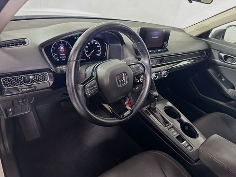 Used 2023 Honda Civic EX image 9