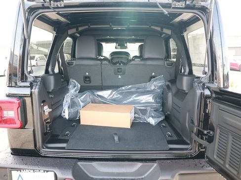 New 2026 Jeep Wrangler Sahara image 34