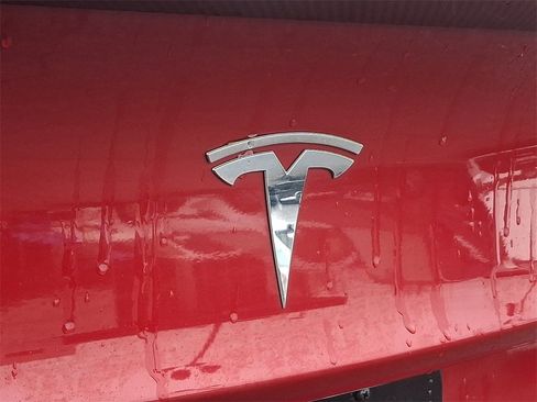 Used 2019 Tesla Model 3 Performance image 31