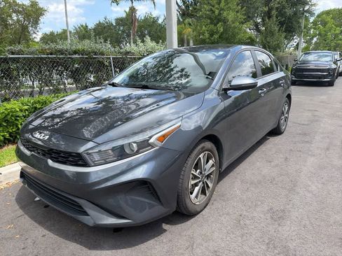 Used 2023 Kia Forte LXS w/ LXS Technology Package FWD image 10