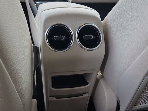 Certified 2025 Mercedes-Benz GLA 250 4MATIC image 20