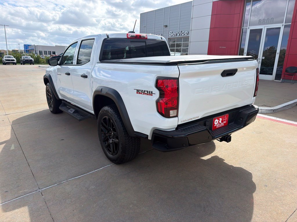 Used 2025 Chevrolet Colorado Trail Boss AWD/4WD image 3