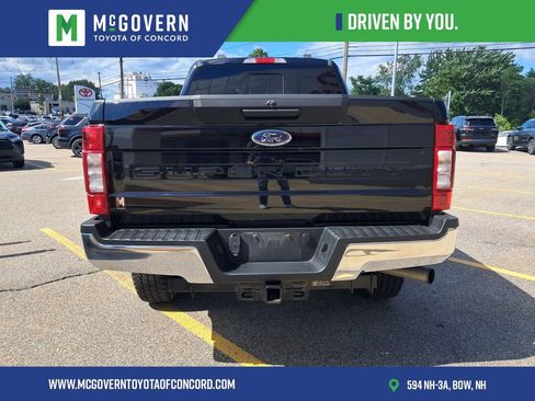 Used 2022 Ford F350 XLT w/ FX4 Off-Road Package AWD/4WD image 4