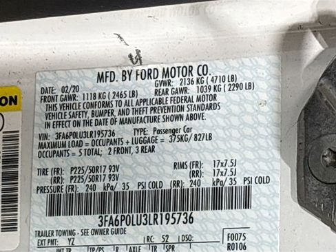 Used 2020 Ford Fusion SE FWD image 28
