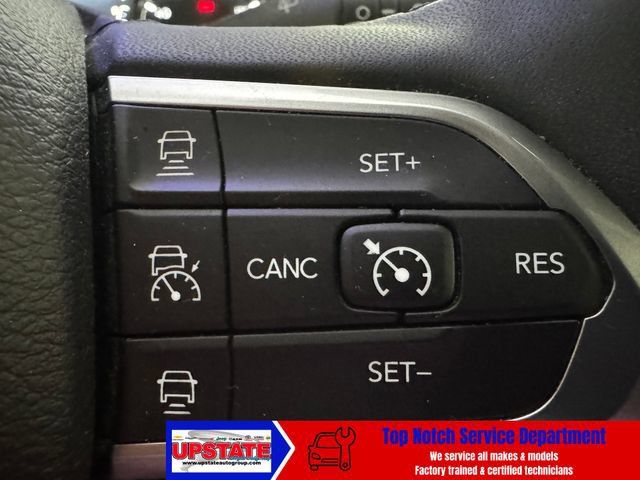 Used 2023 Jeep Compass Limited AWD/4WD image 12