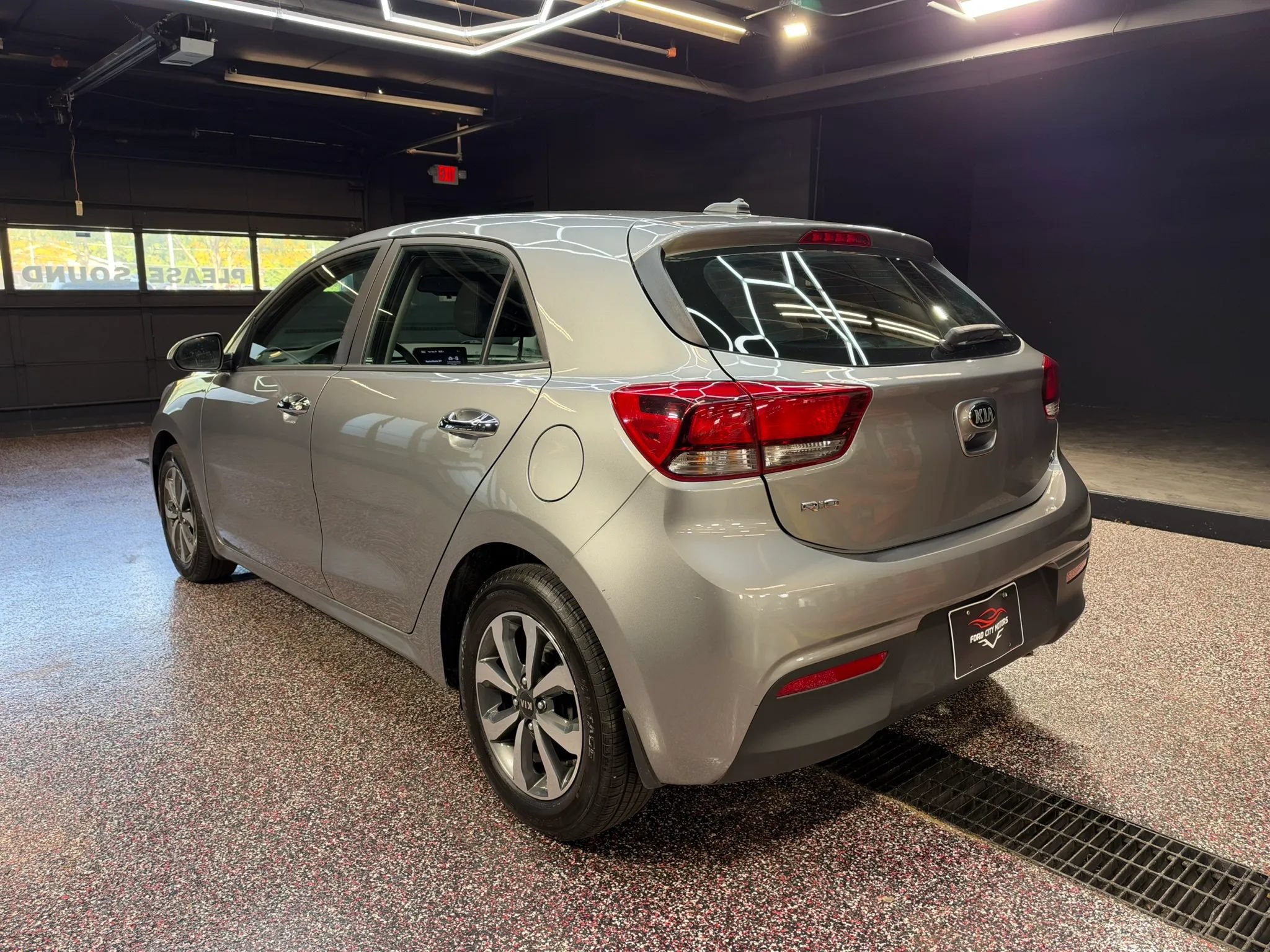 Used 2021 Kia Rio S w/ Technology Package FWD image 5
