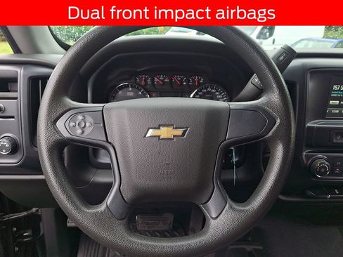 Used 2019 Chevrolet Silverado 1500 Custom w/ Custom Convenience Package AWD/4WD image 18