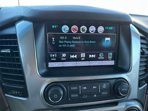 Used 2017 Chevrolet Suburban Premier image 16