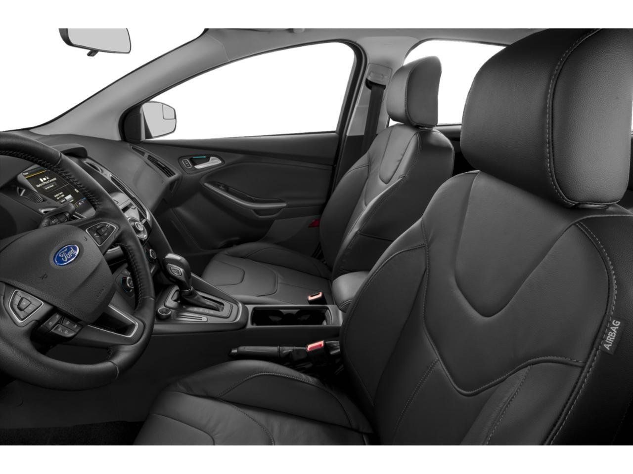 Used 2015 Ford Focus SE FWD image 4