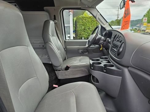 Used 2008 Ford E-150 and Econoline 150 RWD image 11