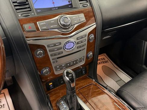 Used 2018 INFINITI QX80 Sport Utility 4D w/ Driver Assistance Package image 30