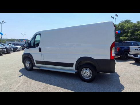 Used 2025 RAM ProMaster 2500 w/ U-Haul Equipment Group FWD image 6