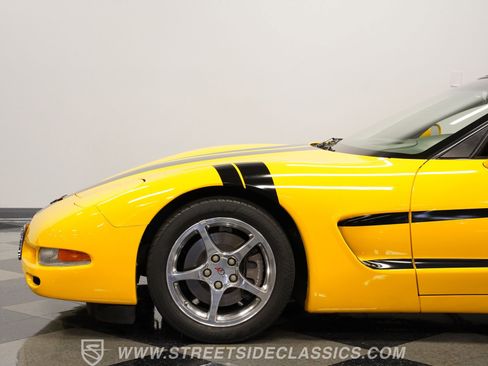 Used 2000 Chevrolet Corvette Convertible w/ Memory Pkg image 24