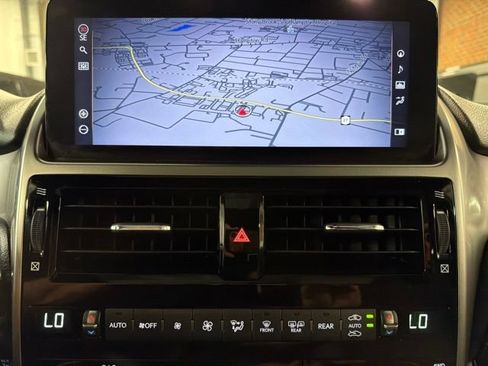 Used 2023 Lexus GX 460 Premium w/ Premium Package AWD/4WD image 19