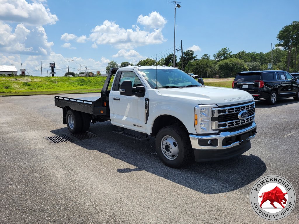 New 2025 Ford F350 XL w/ XL Chrome Package AWD/4WD image 9