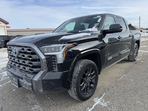 Used 2023 Toyota Tundra Platinum image 10