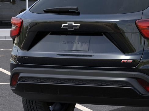 New 2026 Chevrolet Trax RS w/ Driver Confidence Package FWD image 14