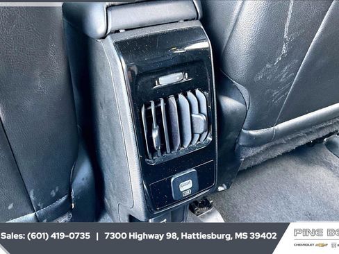 Used 2023 Jeep Compass Limited image 25