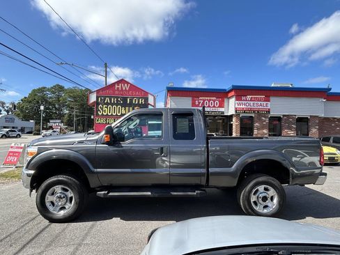 Used 2016 Ford F250 XLT w/ XLT Value Package image 9