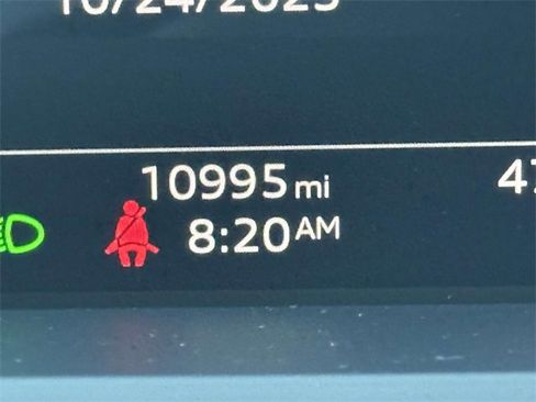 Used 2024 Audi Q8 e-tron Premium Plus w/ Premium Plus Package image 25