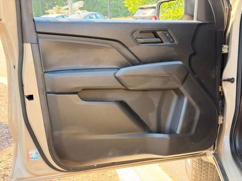 Used 2023 Chevrolet Colorado W/T RWD image 21