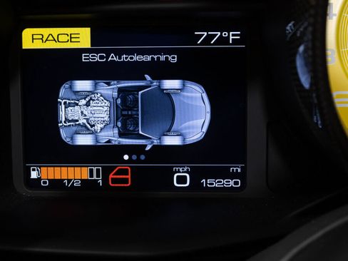 Used 2018 Ferrari 488 Spider RWD image 34