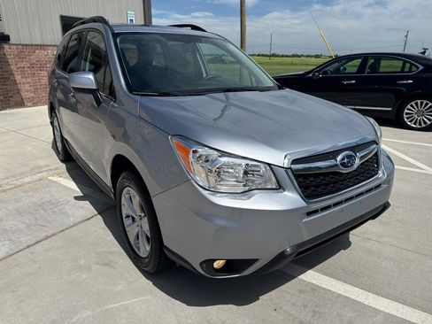 Used 2014 Subaru Forester 2.5i Limited w/ Popular Package #1 AWD/4WD image 6