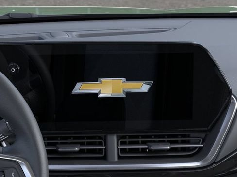 New 2026 Chevrolet Trax ACTIV w/ Sunroof Package FWD image 20