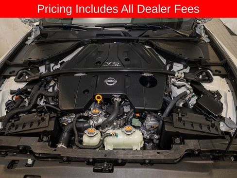 Used 2025 Nissan Z Performance w/ Floor Mat Package RWD image 26
