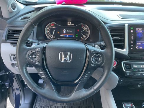 Used 2016 Honda Pilot Elite image 17