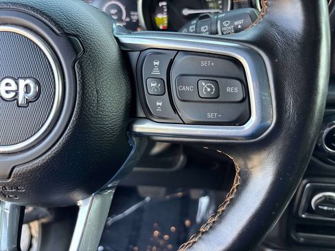 Used 2023 Jeep Wrangler Unlimited Sahara AWD/4WD image 21