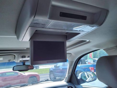 Used 2014 Chevrolet Tahoe LT image 9