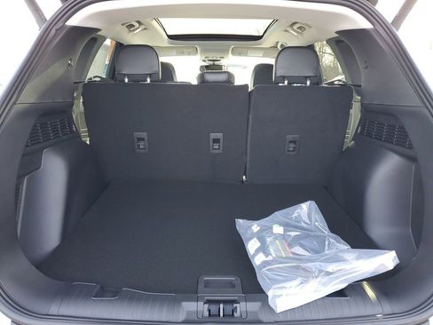 New 2026 Ford Escape SE w/ PHEV Premium Package image 34