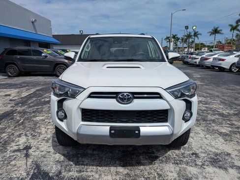 Used 2020 Toyota 4Runner TRD Off-Road Premium image 2
