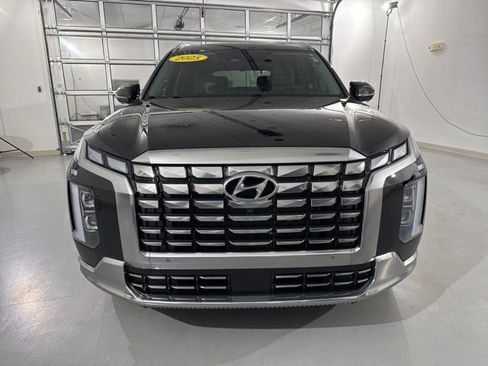 Used 2025 Hyundai Palisade Calligraphy image 3