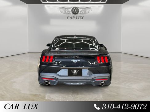 Used 2024 Ford Mustang Coupe RWD image 4