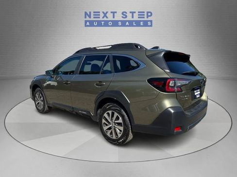 Used 2025 Subaru Outback Premium w/ Popular Package #1 AWD/4WD image 5