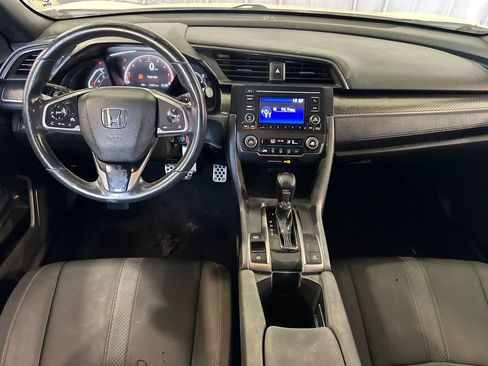Used 2019 Honda Civic Sport image 4