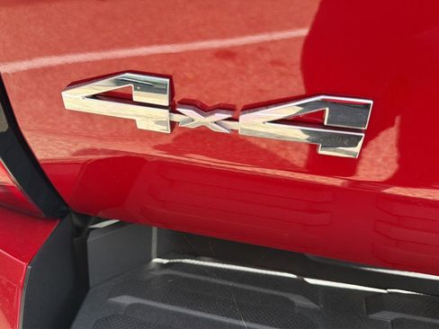 Used 2025 Toyota Tundra Limited w/ Power Package AWD/4WD image 5