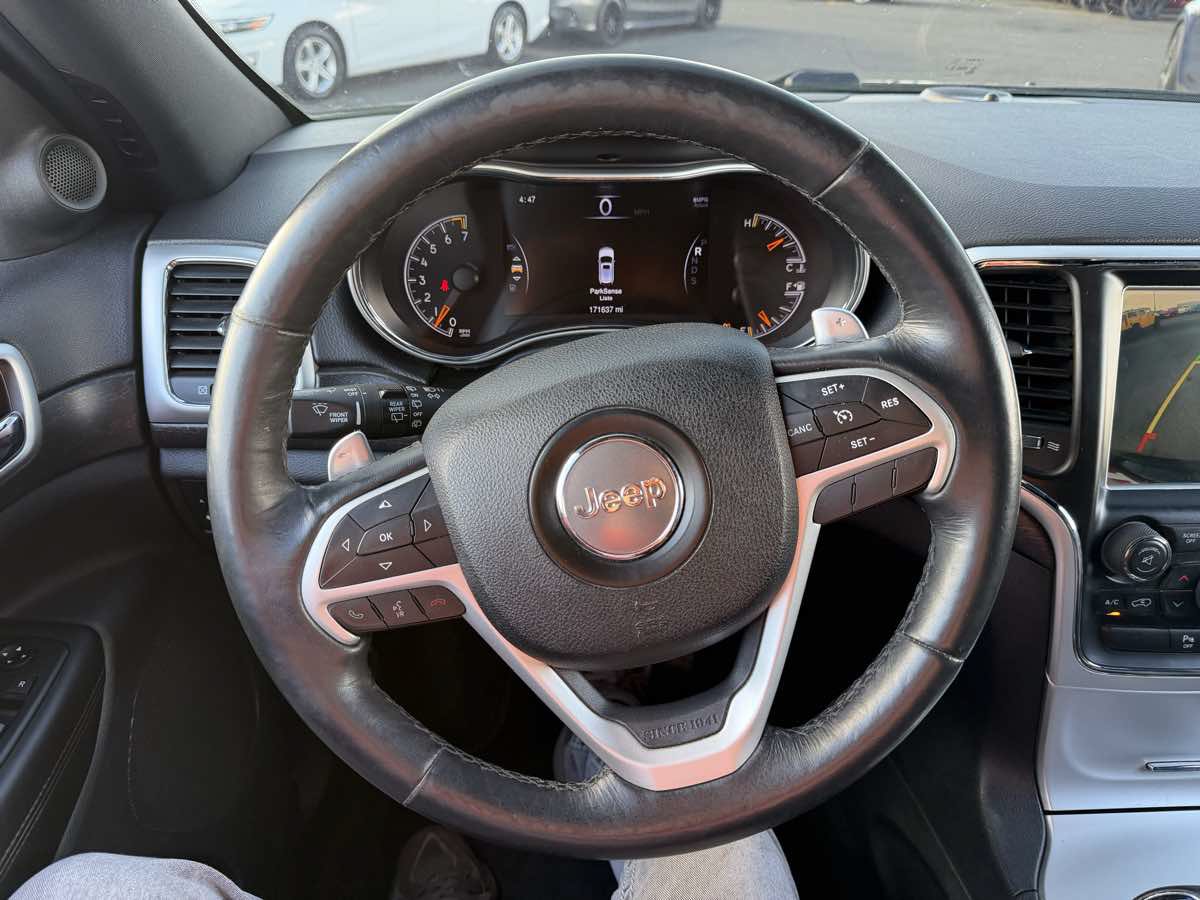 Used 2015 Jeep Grand Cherokee Altitude AWD/4WD image 8