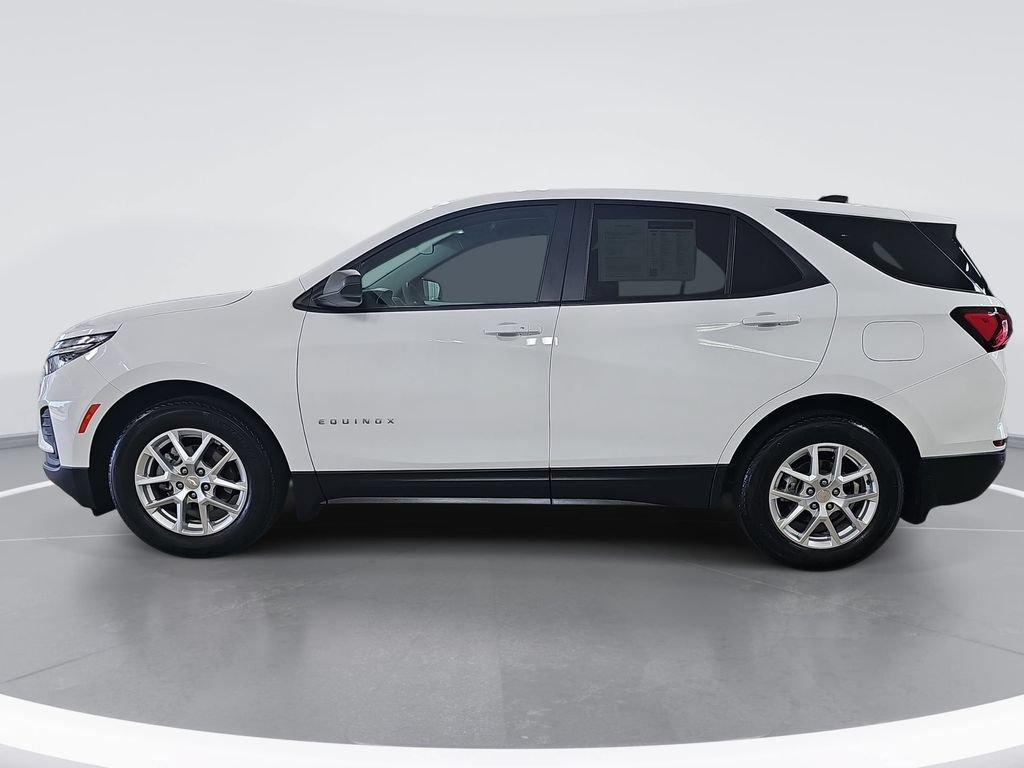 Certified 2024 Chevrolet Equinox LS w/ LS Convenience Package FWD image 7