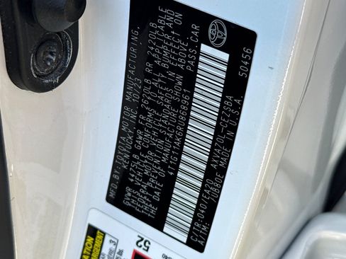 Used 2024 Toyota Camry SE FWD image 28