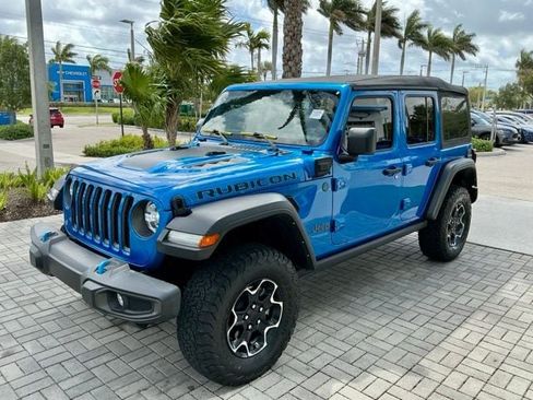 Used 2022 Jeep Wrangler Unlimited Rubicon 4xe w/ Cold Weather Group AWD/4WD image 3